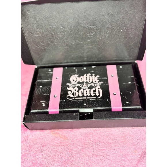 New! Gothic Beach Eyeshadow Palette Jeffree Star Rare Vaulted BNIB NWT HTF - Picture 3 of 9